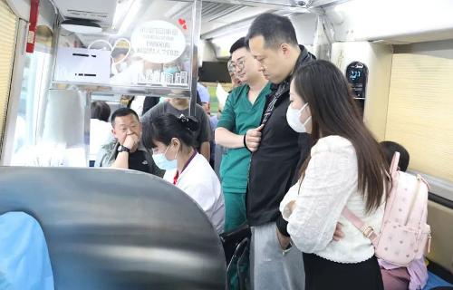 无偿献血“医”不容辞 “长传人”在行动