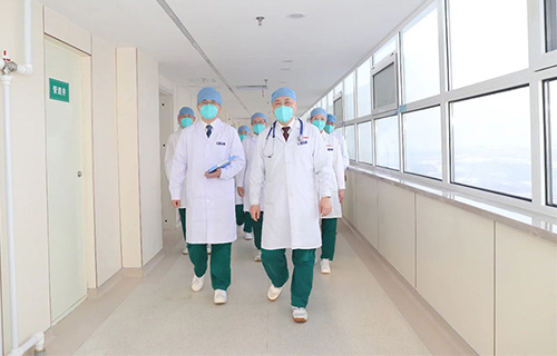 中西医结核科（九疗区）：贯穿中西医疗法 帮助患者重树生活信心