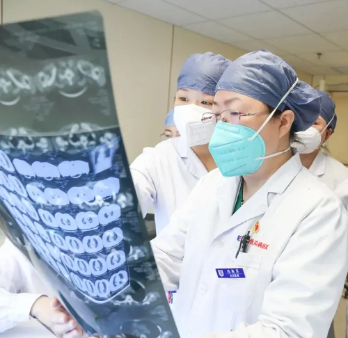 在医患佳话中感受这个科室的“温度诊疗”