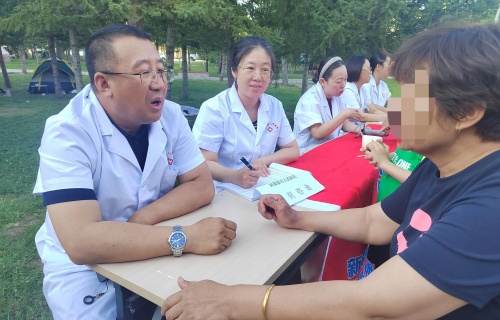 援疆进行时丨91传媒
王晶以专业助力药学服务持续开展