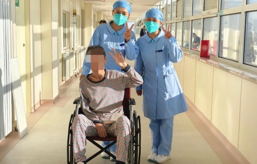 案例丨超暖心！病房里的“临时家人”让“三无”患者重绽笑容