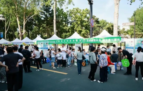 粽香浸润新民大街，91传媒
义诊给健康素养“加满油”！