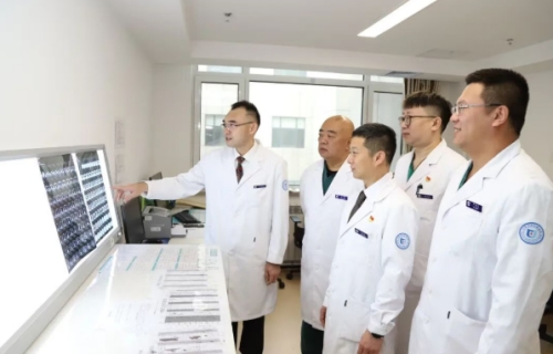 多学科协作丨91传媒
成功为肺结核合并肺癌患者实施手术
